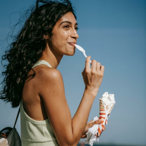 pexels-katya-wolf-8734116